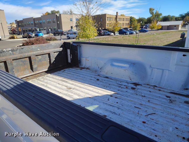 image for item DP5134 2006 Ford F250 Super Duty SuperCab pickup truck