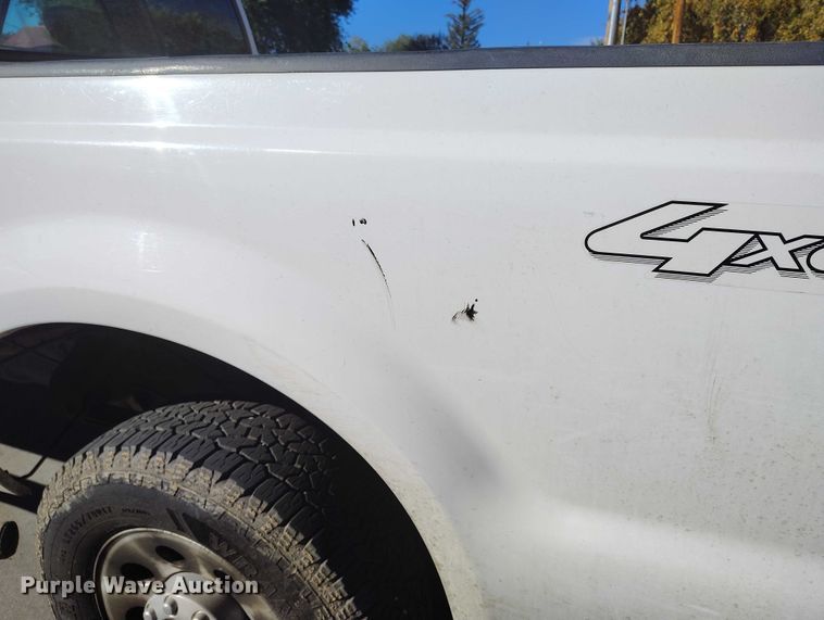 image for item DP5134 2006 Ford F250 Super Duty SuperCab pickup truck