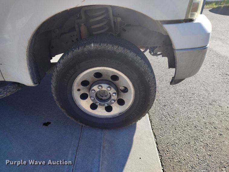 image for item DP5134 2006 Ford F250 Super Duty SuperCab pickup truck