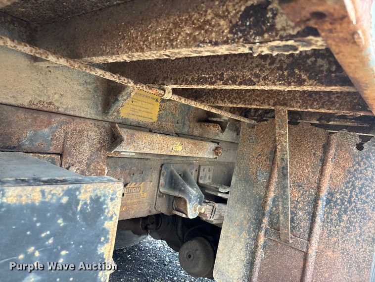 image for item DU1498 1998 GMC C7500 dump truck