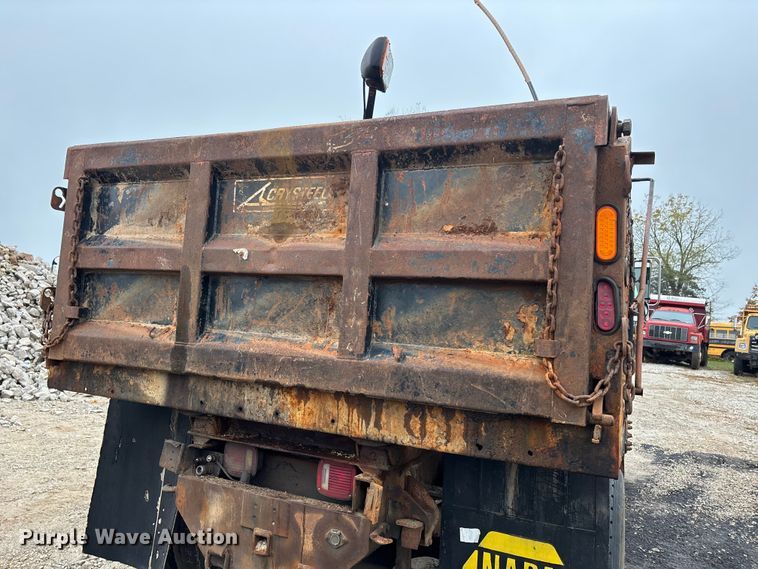 image for item DU1498 1998 GMC C7500 dump truck