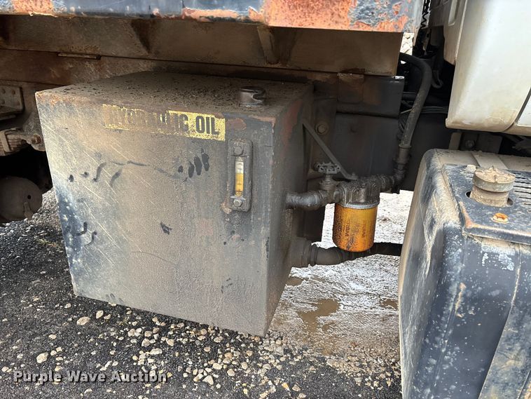 image for item DU1498 1998 GMC C7500 dump truck