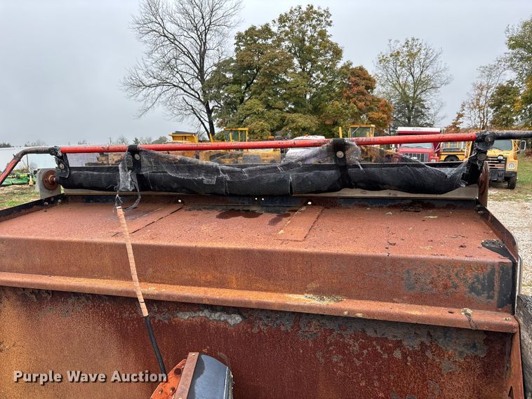 image for item DU1498 1998 GMC C7500 dump truck