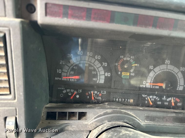 image for item DU1498 1998 GMC C7500 dump truck