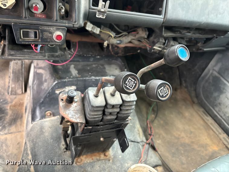 image for item DU1498 1998 GMC C7500 dump truck