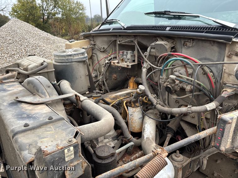 image for item DU1498 1998 GMC C7500 dump truck