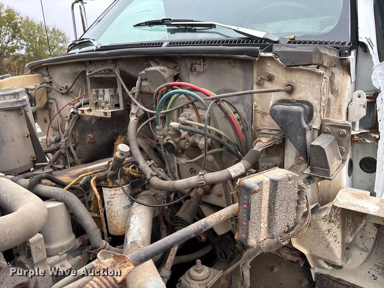 image for item DU1498 1998 GMC C7500 dump truck