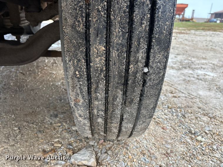 image for item DU1498 1998 GMC C7500 dump truck