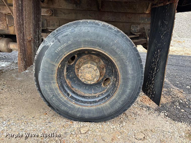 image for item DU1498 1998 GMC C7500 dump truck