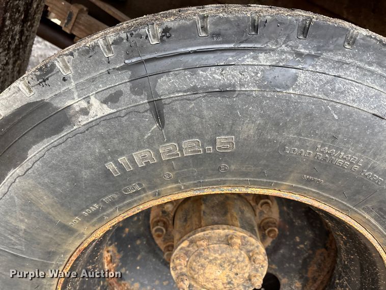 image for item DU1498 1998 GMC C7500 dump truck