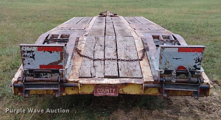 image for item DU3615 1975 General Trailer Co. equipment trailer