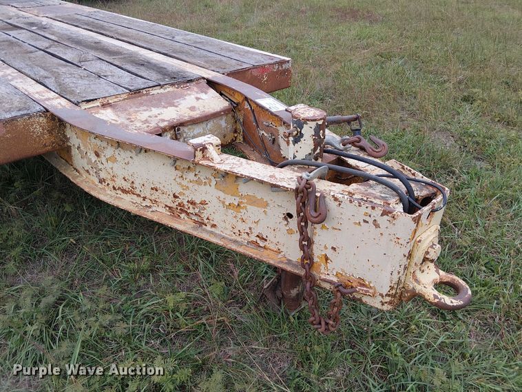 image for item DU3615 1975 General Trailer Co. equipment trailer