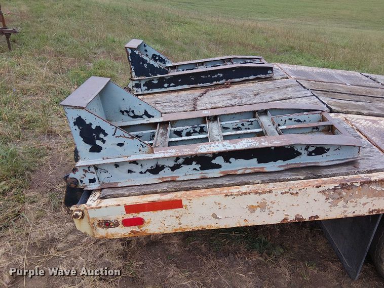 image for item DU3615 1975 General Trailer Co. equipment trailer