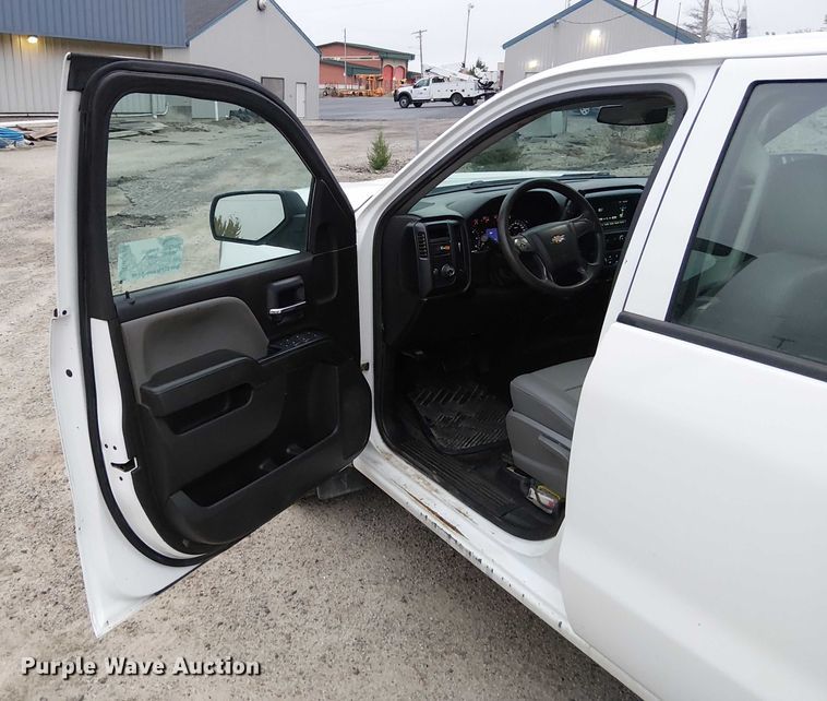 image for item DU3686 2016 Chevrolet Silverado 1500 Crew Cab pickup truck