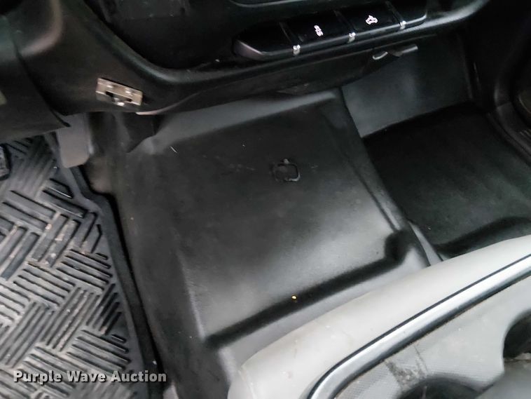 image for item DU3686 2016 Chevrolet Silverado 1500 Crew Cab pickup truck