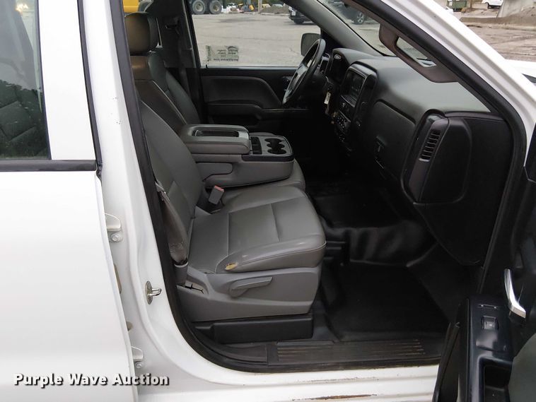 image for item DU3686 2016 Chevrolet Silverado 1500 Crew Cab pickup truck