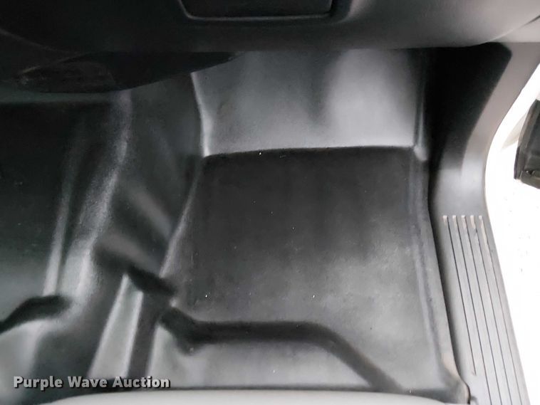 image for item DU3686 2016 Chevrolet Silverado 1500 Crew Cab pickup truck