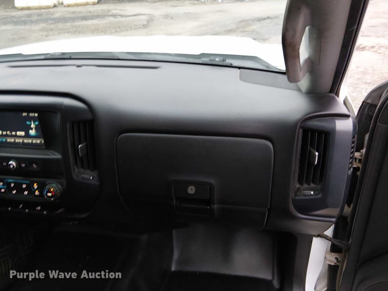 image for item DU3686 2016 Chevrolet Silverado 1500 Crew Cab pickup truck