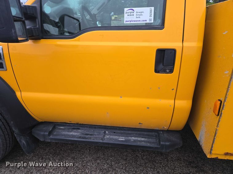 image for item DU3687 2008 Ford F450 utility / service truck