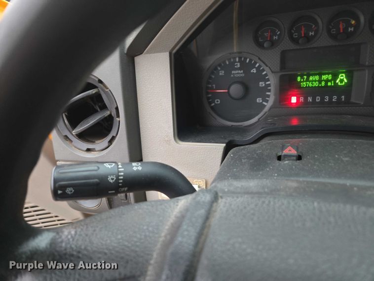 image for item DU3687 2008 Ford F450 utility / service truck