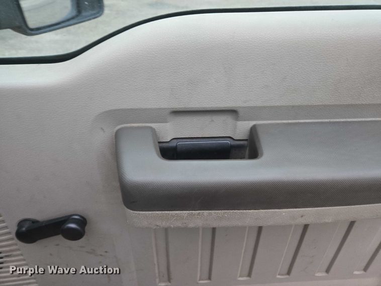 image for item DU3687 2008 Ford F450 utility / service truck