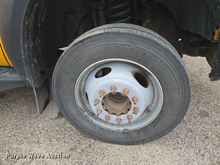 image for item DU3687 2008 Ford F450 utility / service truck