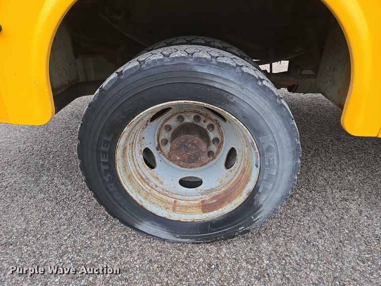 image for item DU3687 2008 Ford F450 utility / service truck