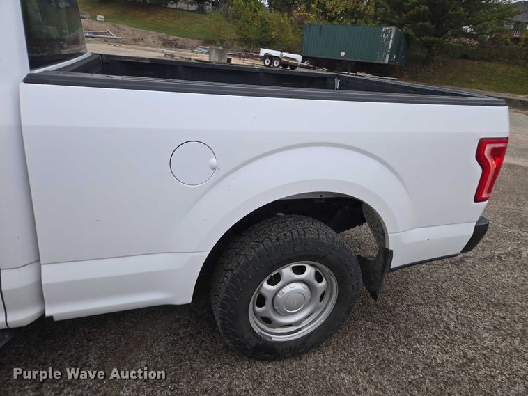 image for item DU3688 2017 Ford F150 XL SuperCrew pickup truck