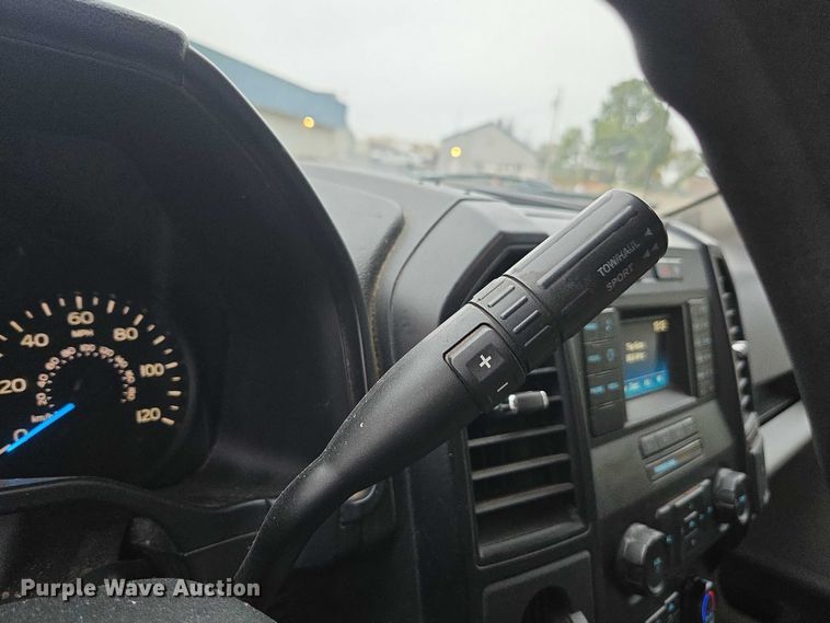 image for item DU3688 2017 Ford F150 XL SuperCrew pickup truck