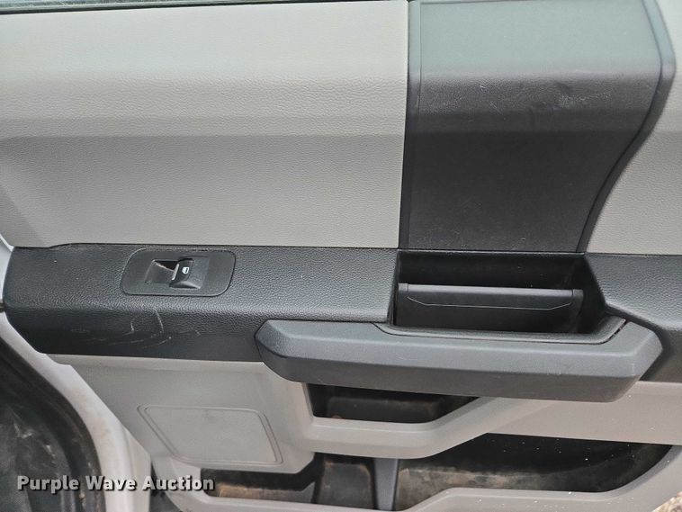 image for item DU3688 2017 Ford F150 XL SuperCrew pickup truck