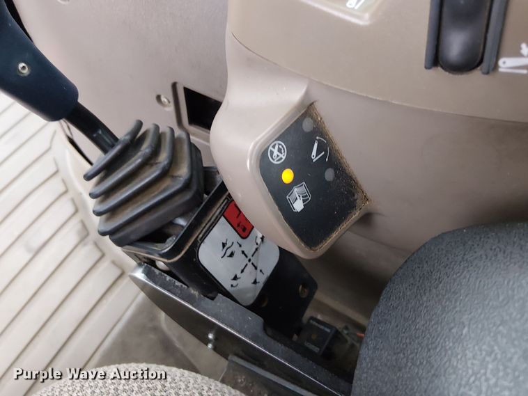 image for item DU3689 2014 Case IH Maxxum 140 MFWD tractor