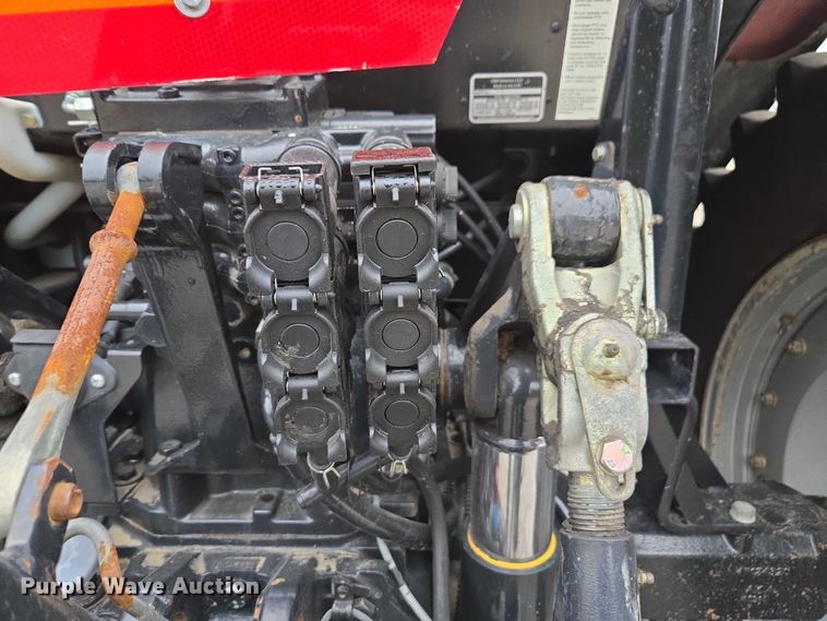 image for item DU3690 2014 Case IH Maxxum 140 MFWD tractor