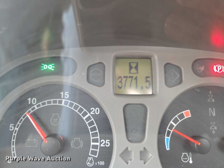 image for item DU3690 2014 Case IH Maxxum 140 MFWD tractor