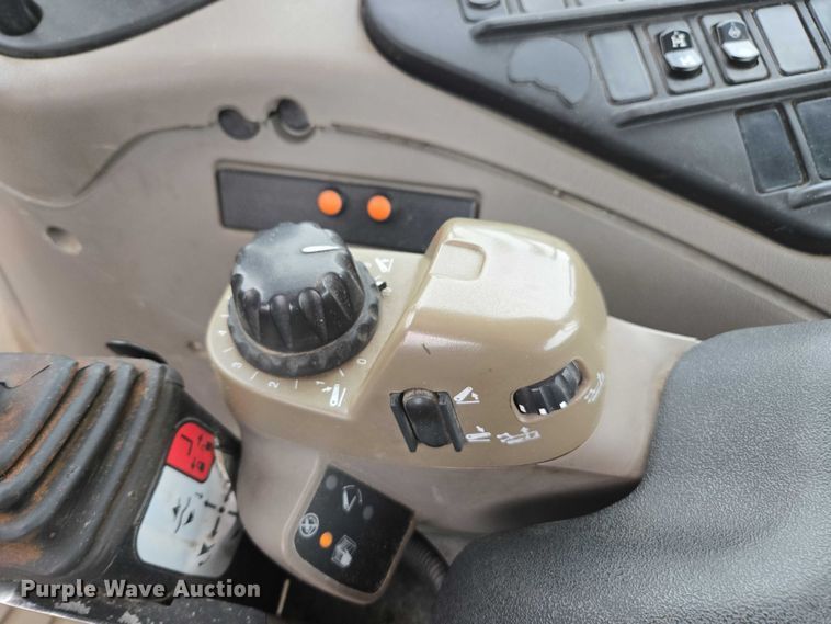 image for item DU3690 2014 Case IH Maxxum 140 MFWD tractor