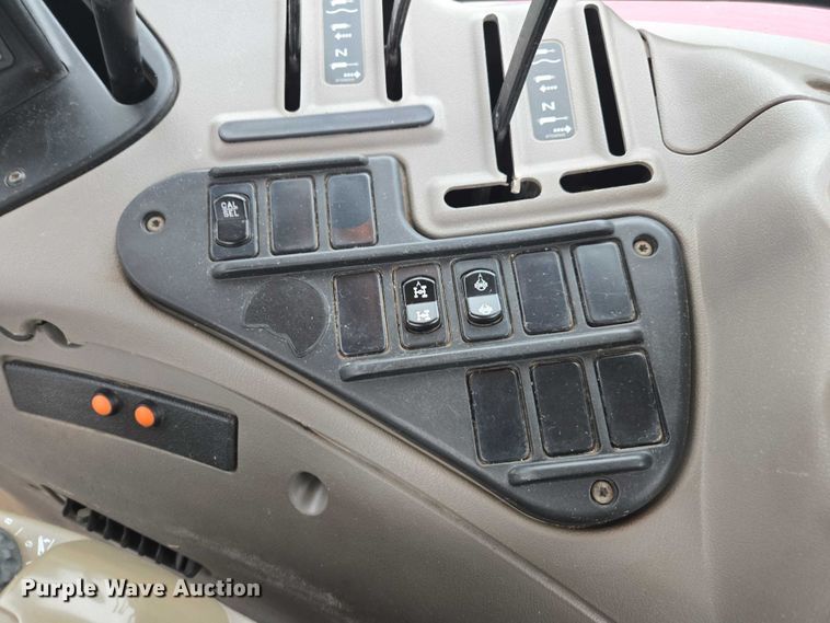 image for item DU3690 2014 Case IH Maxxum 140 MFWD tractor