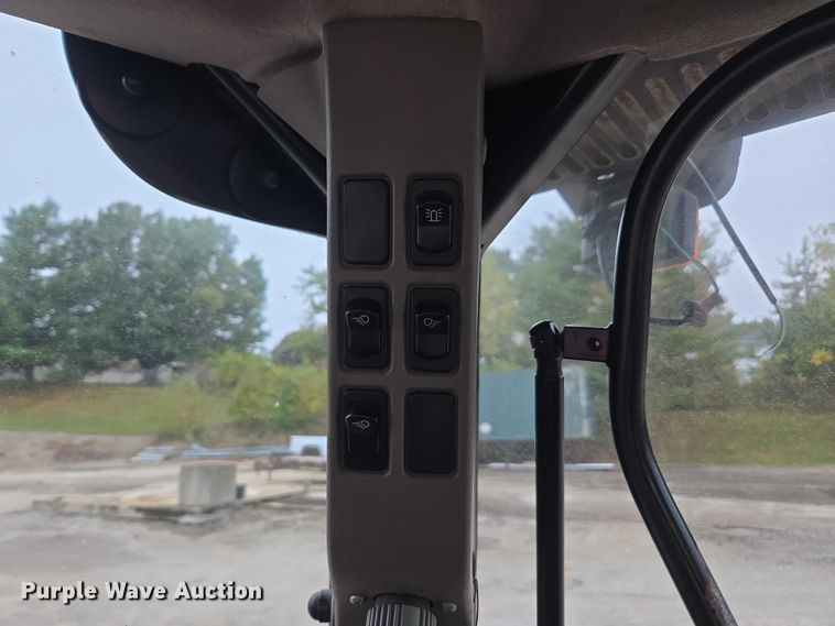 image for item DU3690 2014 Case IH Maxxum 140 MFWD tractor