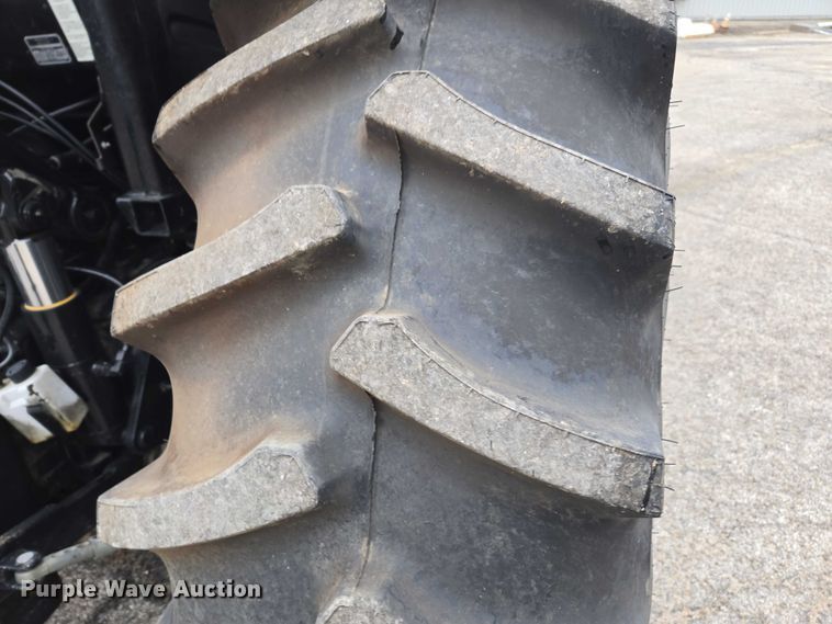 image for item DU3690 2014 Case IH Maxxum 140 MFWD tractor