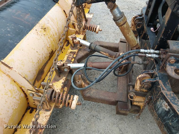 image for item DU3692 2006 International 7400 dump truck