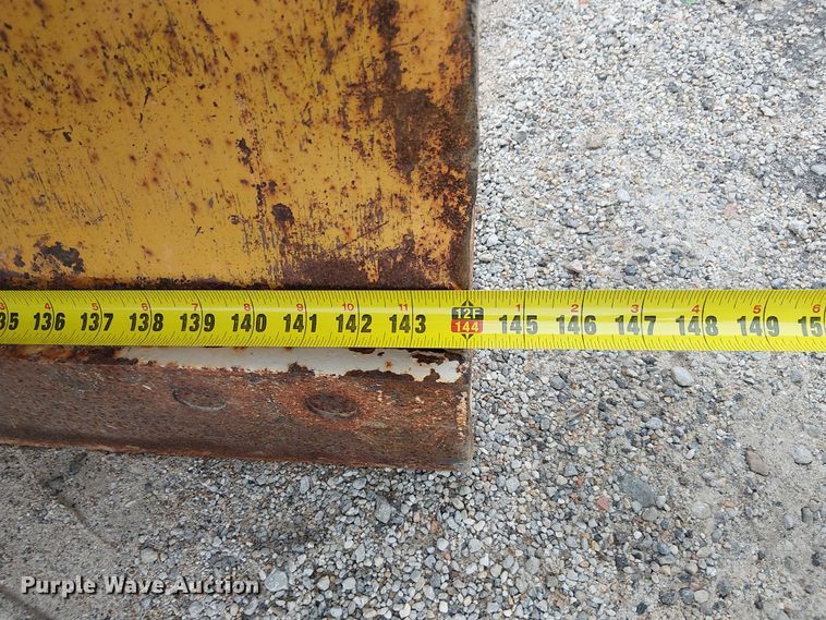 image for item DU3692 2006 International 7400 dump truck