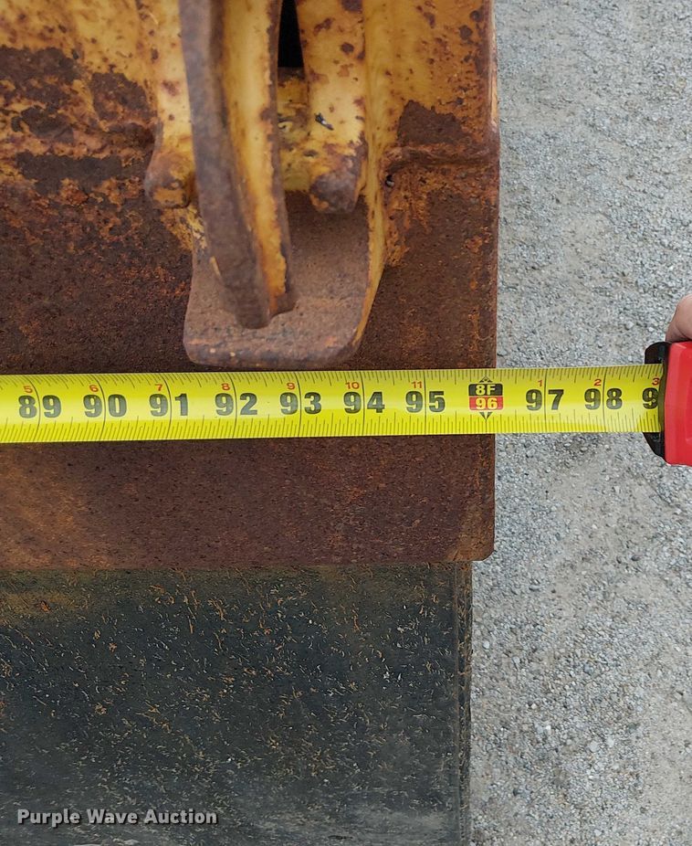 image for item DU3692 2006 International 7400 dump truck