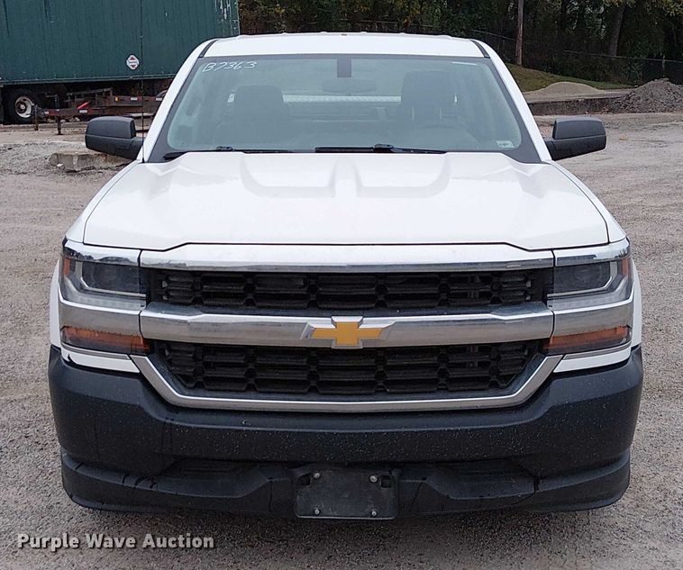 image for item DU3693 2016 Chevrolet Silverado 1500 Crew Cab pickup truck