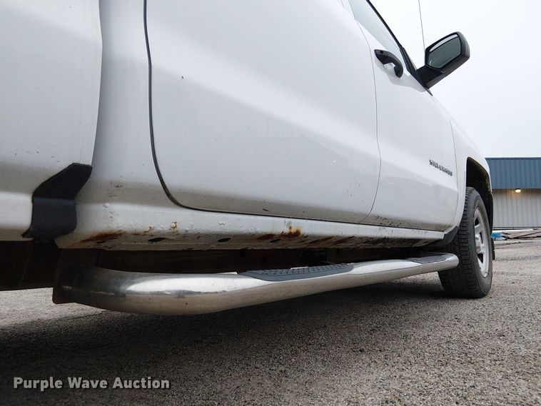 image for item DU3693 2016 Chevrolet Silverado 1500 Crew Cab pickup truck