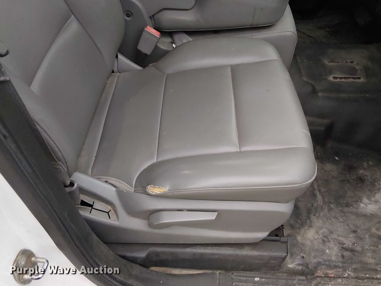 image for item DU3693 2016 Chevrolet Silverado 1500 Crew Cab pickup truck