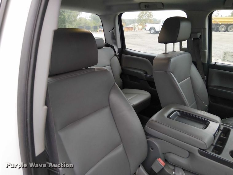 image for item DU3693 2016 Chevrolet Silverado 1500 Crew Cab pickup truck