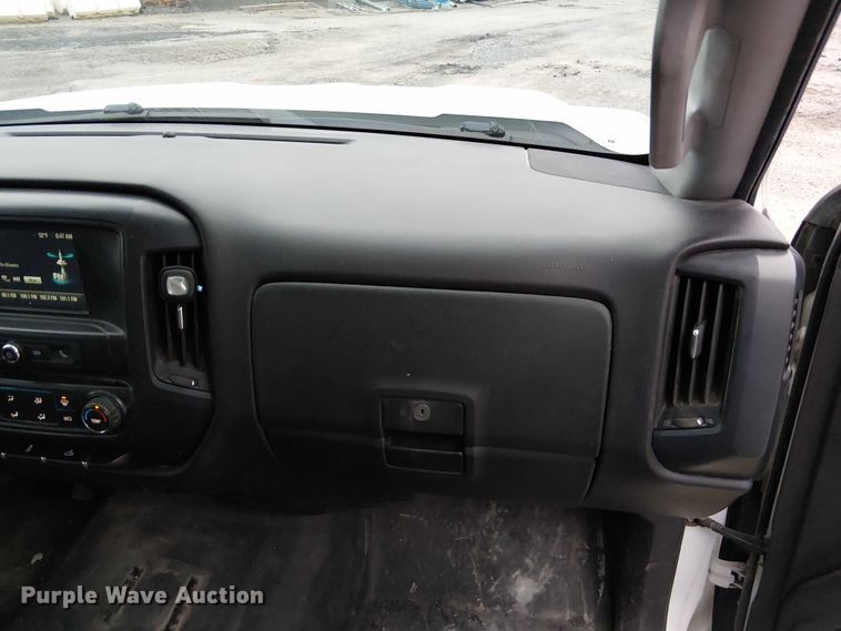 image for item DU3693 2016 Chevrolet Silverado 1500 Crew Cab pickup truck