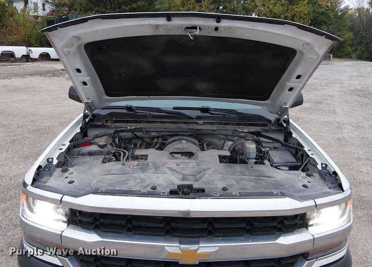 image for item DU3693 2016 Chevrolet Silverado 1500 Crew Cab pickup truck