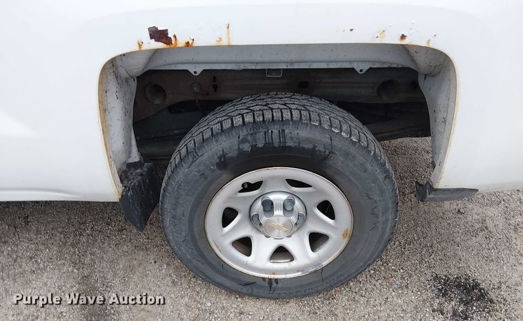 image for item DU3693 2016 Chevrolet Silverado 1500 Crew Cab pickup truck