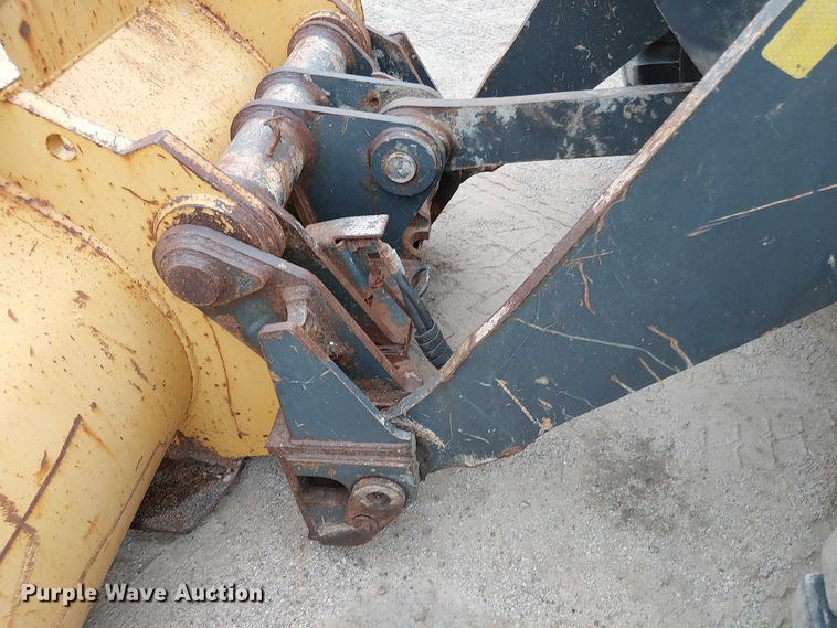 image for item DU3694 2011 John Deere 444K wheel loader