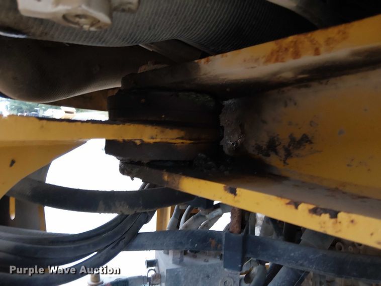 image for item DU3694 2011 John Deere 444K wheel loader