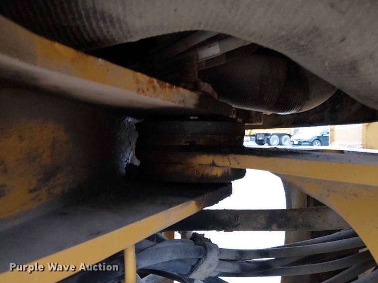 image for item DU3694 2011 John Deere 444K wheel loader